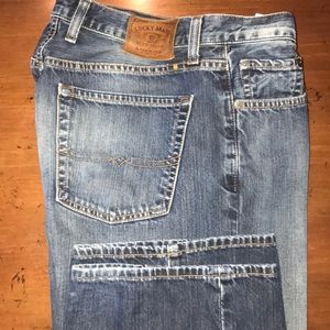 🍀LUCKY🍀 32x34 181 Relaxed Straight jeans